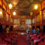 The royal theater. Nowadays, performances are held for the audience twice everyday. We did not have time to stay back and watch it.