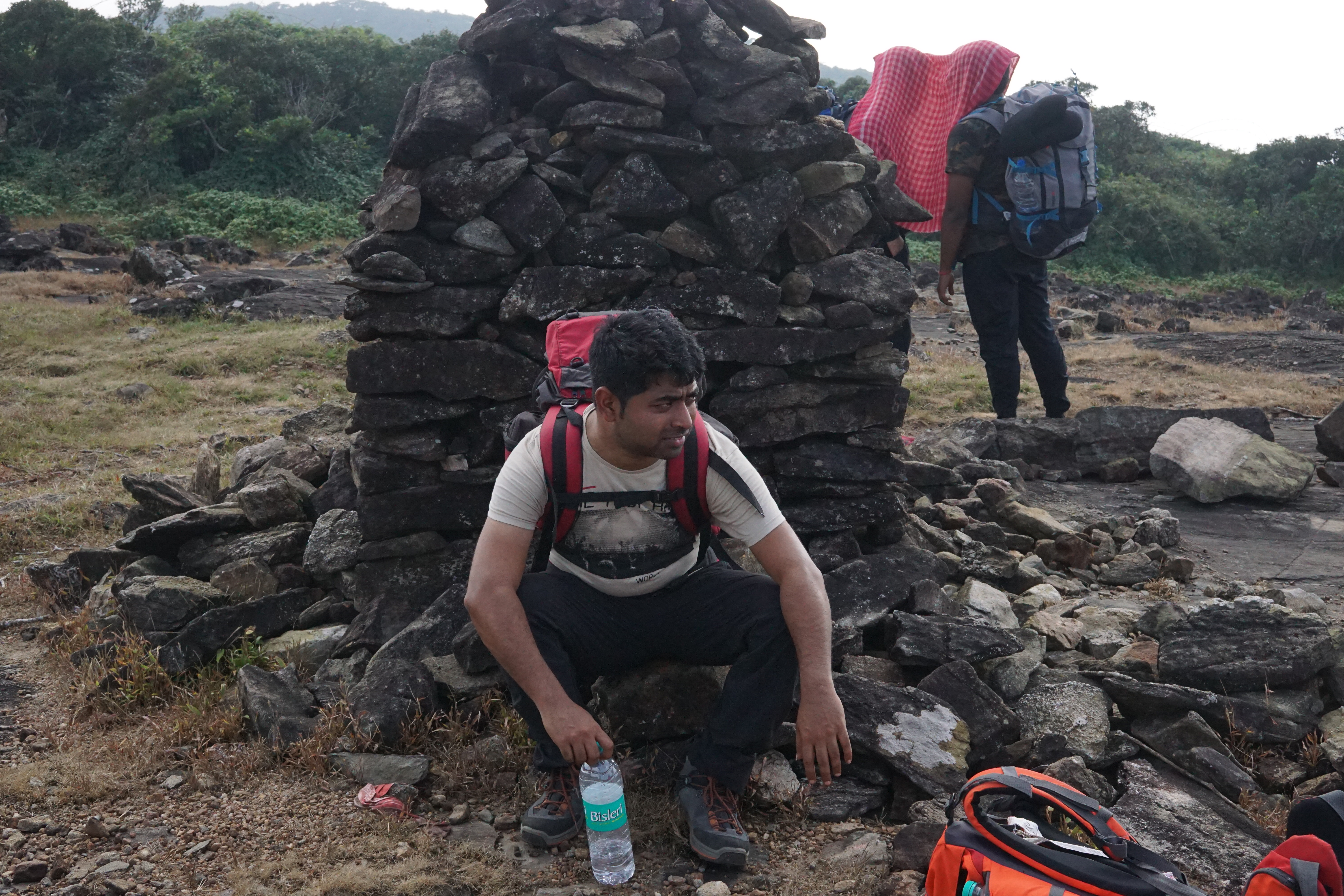 Hawkers acting as divider on the Hang Giay street.