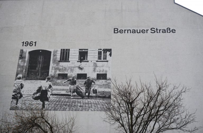 Some of the current buildings had these paint-jobs done that were reproductions of photographs. Here is a scene showing people fleeing from East Berlin via a building at Bernauer Straße.