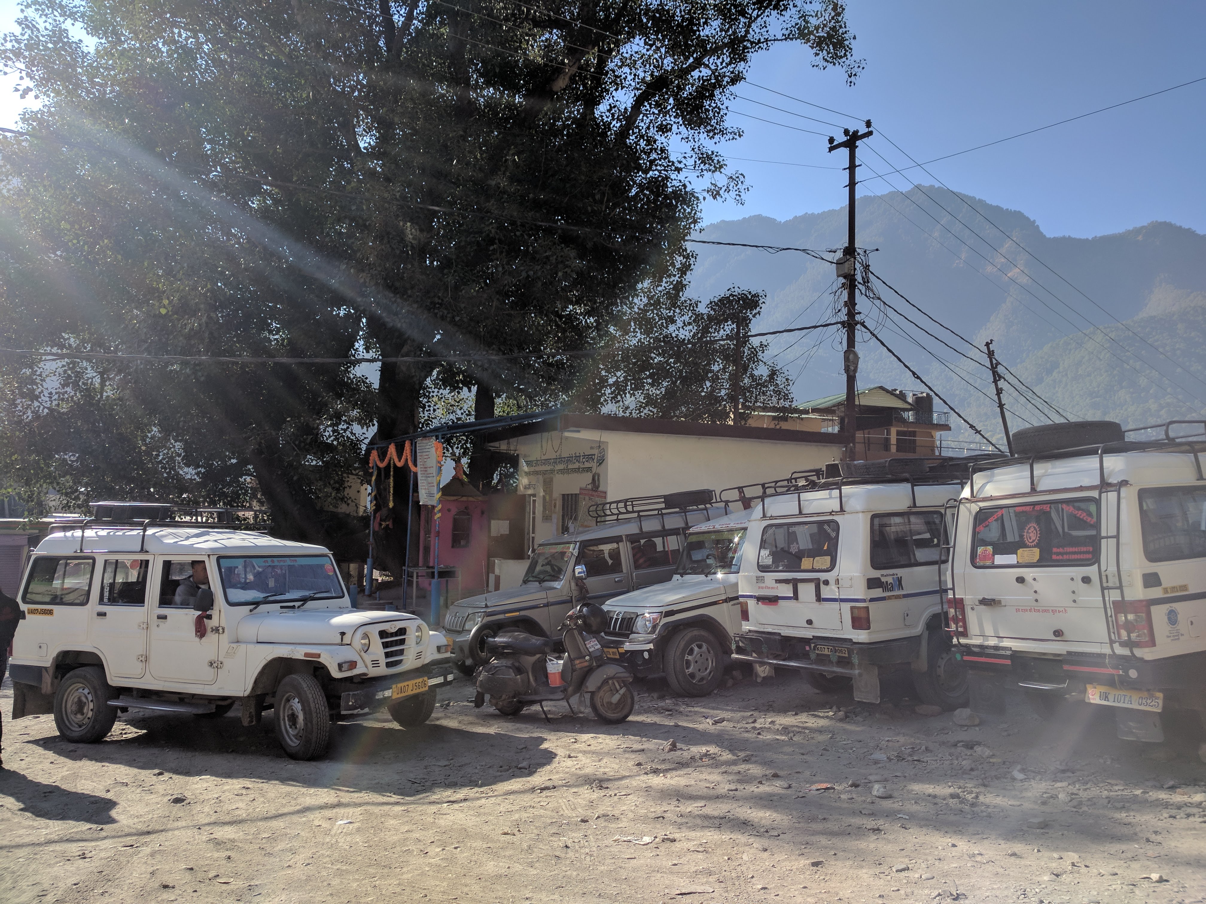 Vishwanath auto union stand, also known as the taxi stand behind the peepal tree.