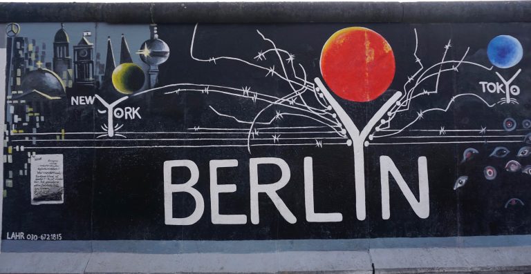 Berlyn by Gerhard Lahr