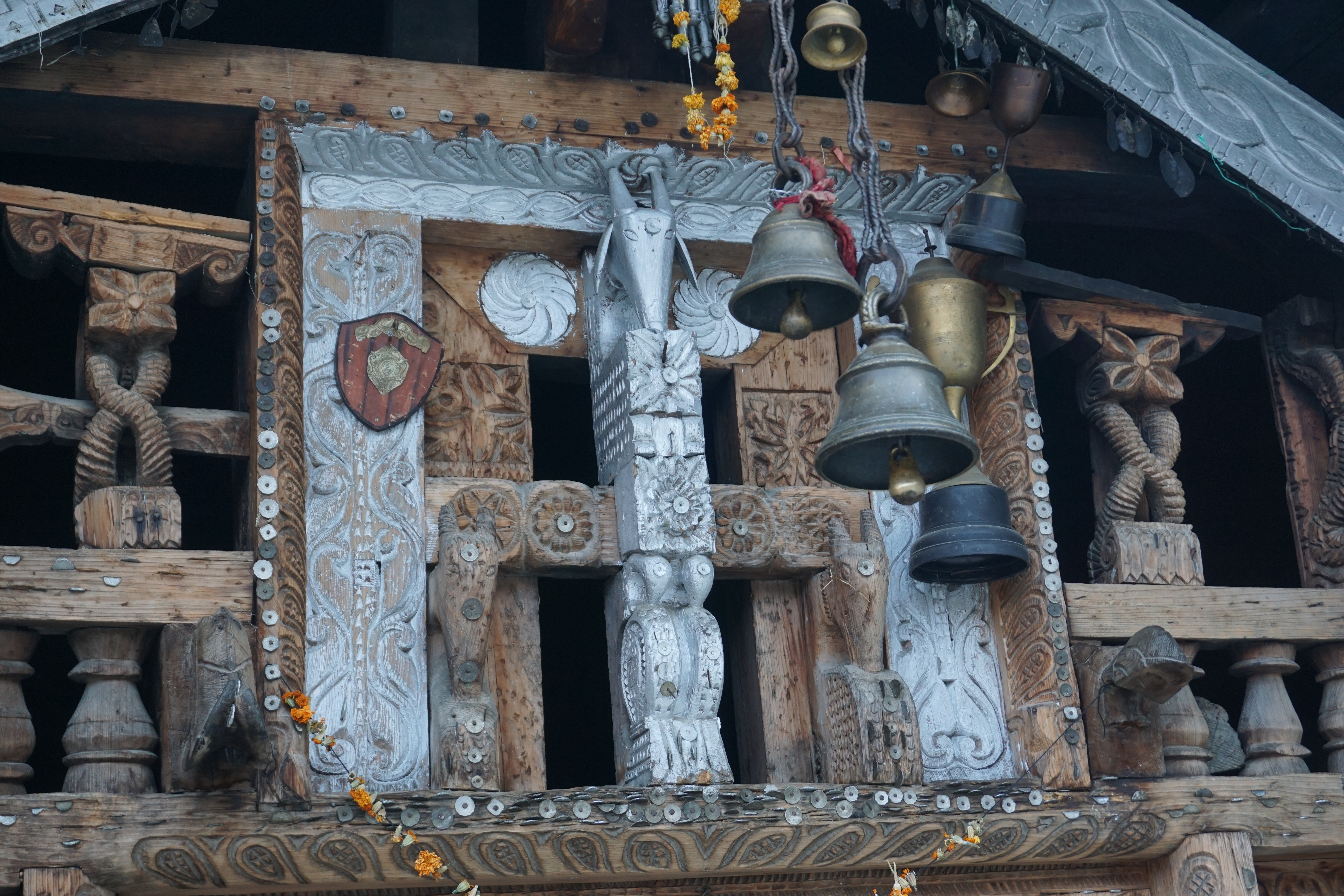 A good amount of effort had been put behind the designs of the door, pillars and beams.