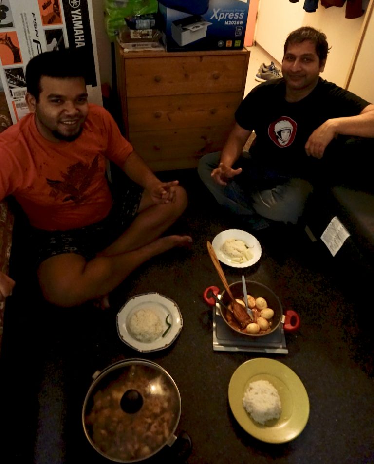 Partho cooked Darpa Chicken (no idea what it means) and Egg Curry for us.