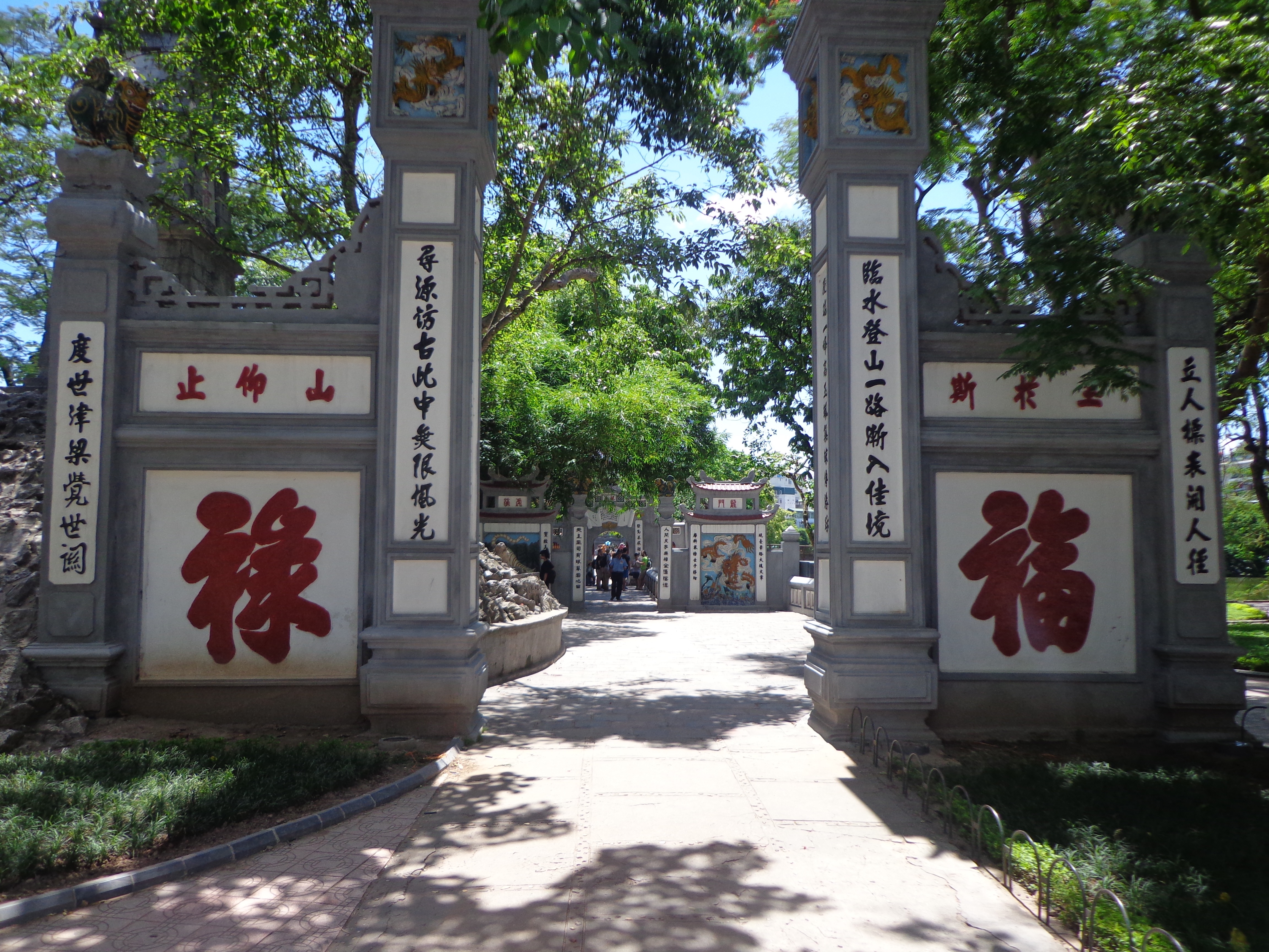 Temple of Confucius on Hoan Kiem lake.