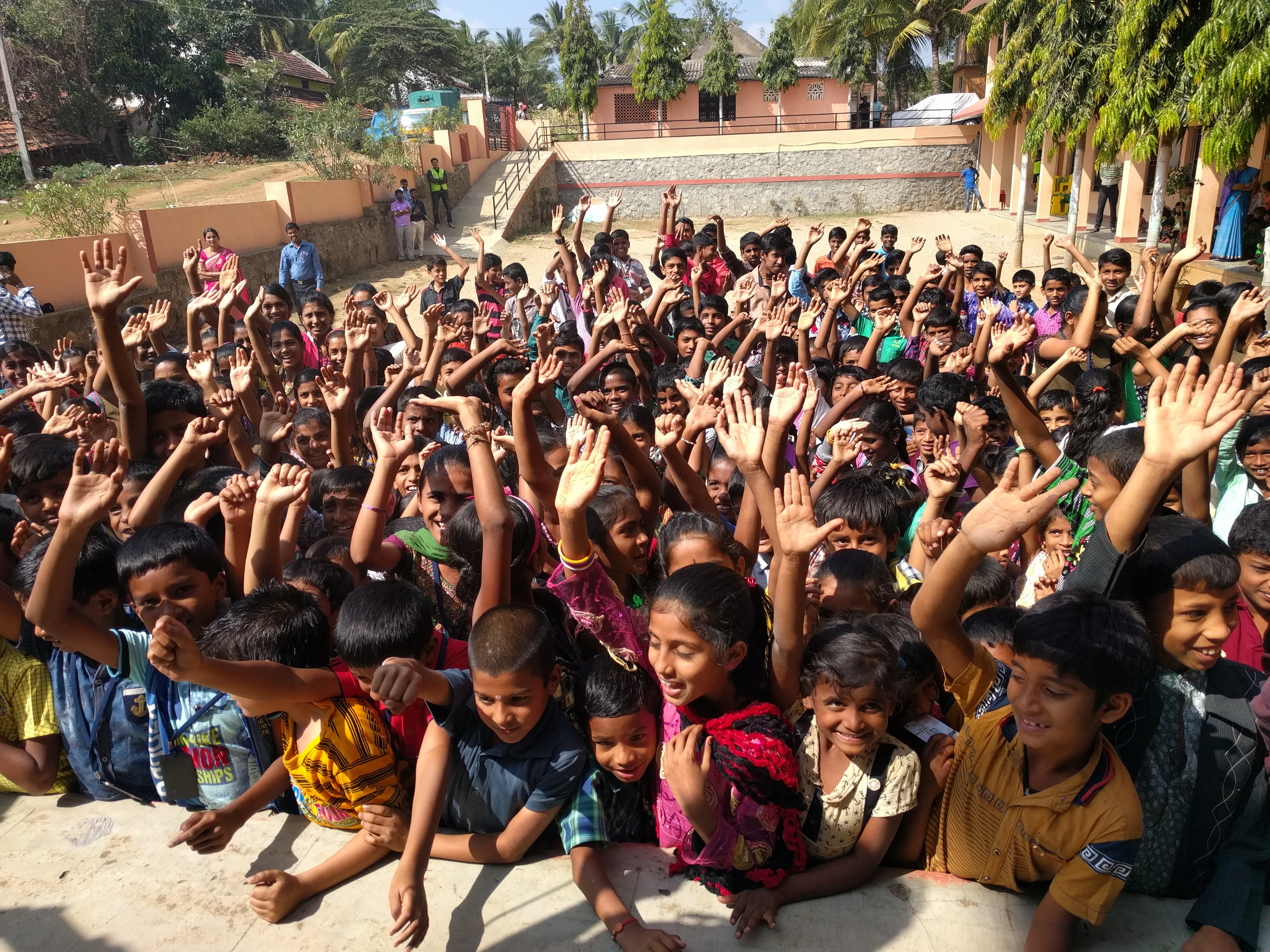 A bunch of enthusiastic kids. They were probably amused to see grown up men and women in skin-tight Lycra.