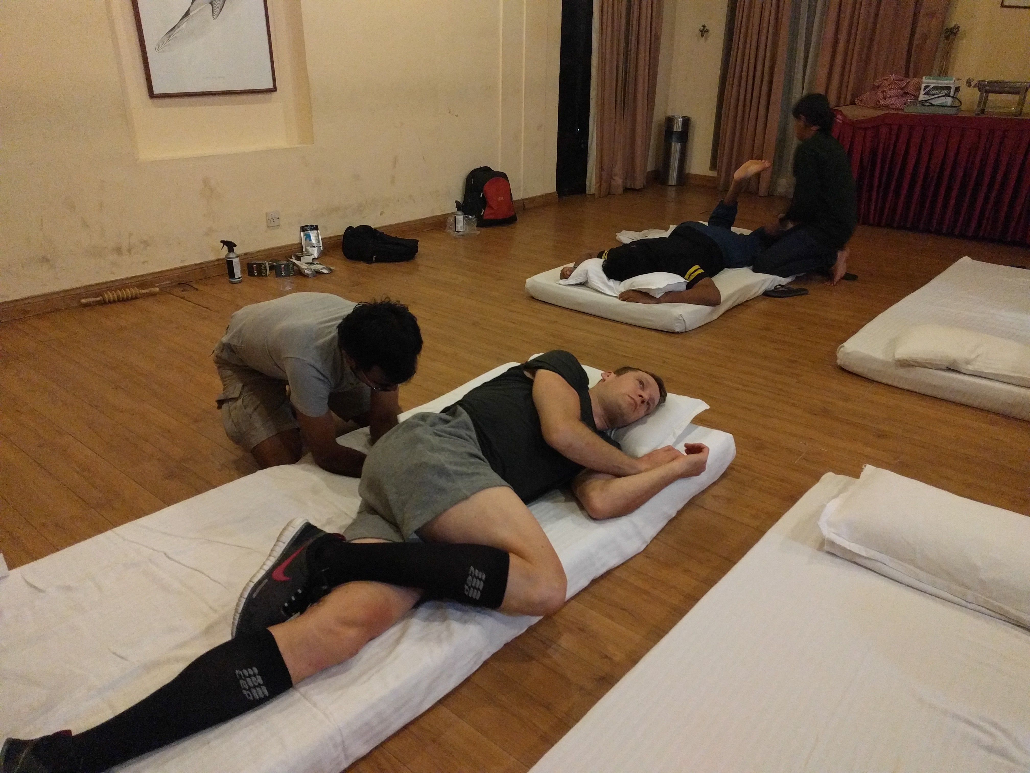 This is Dr. Dhananjay attending Nils E. Bradtberg, last year&rsquo;s Elite GC winner and this year&rsquo;s leader. Ever superheroes need help.