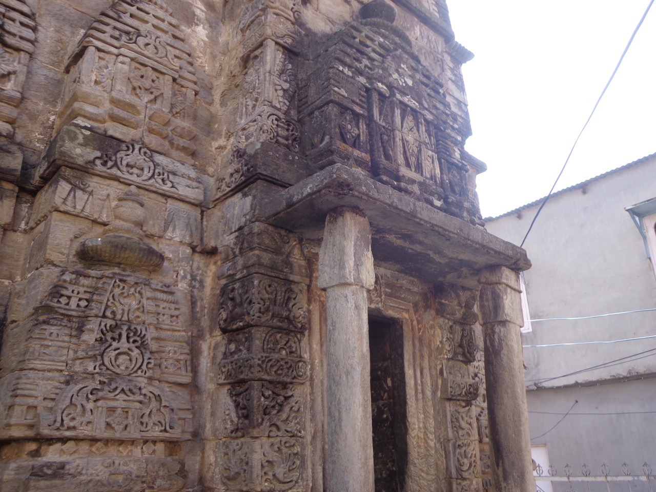 The work on the temple stones is pretty intricate.