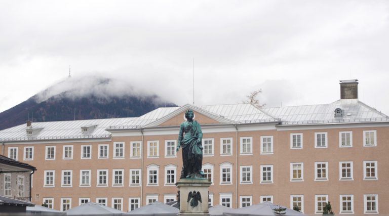 Mozart&rsquo;s statue at the square.