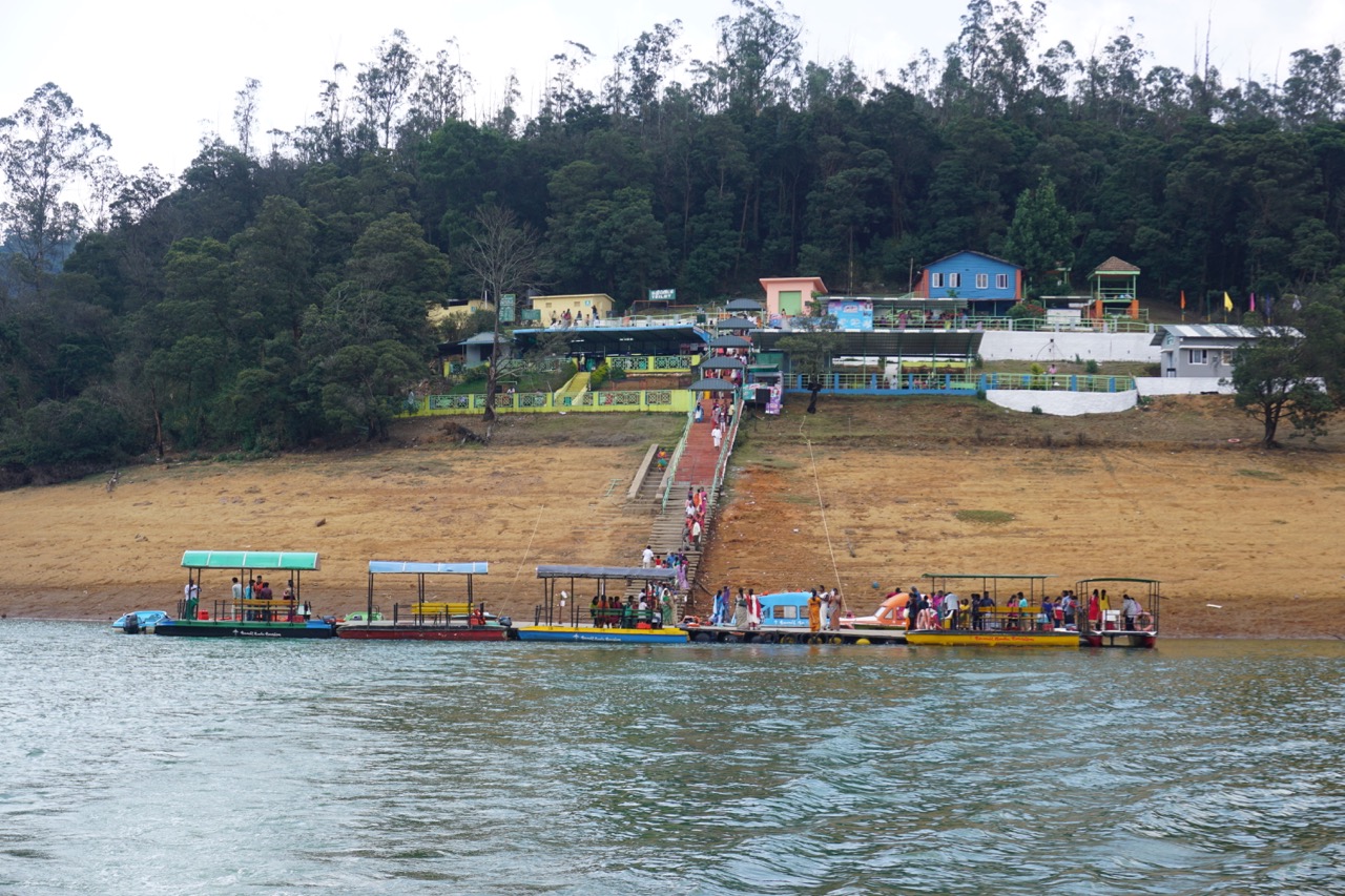 Pykara Boat House. We had to wait for a few minutes for some other families so that we could book a 10 seater boat.