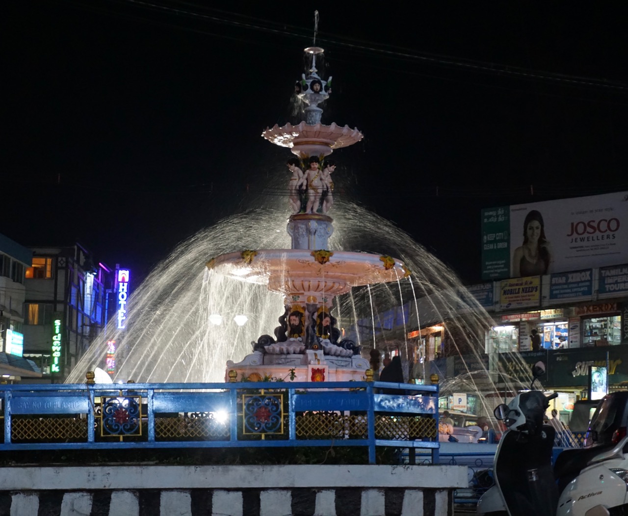 The fountain at Charring Cross.