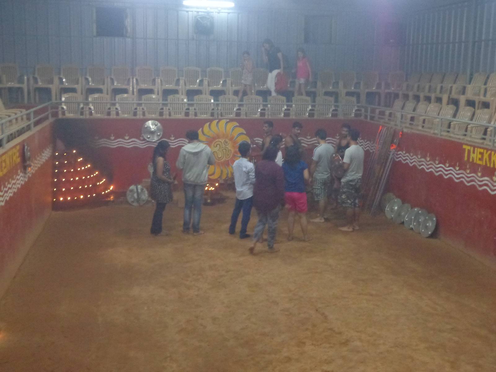 After the show, the audience was invited for a photo session.