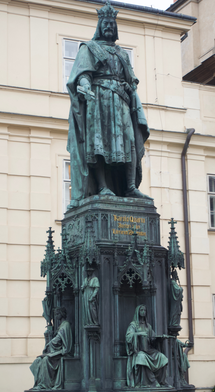 A statue of Charles IV, the namesake of the bridge, can be seen on the Old Town Hall side.