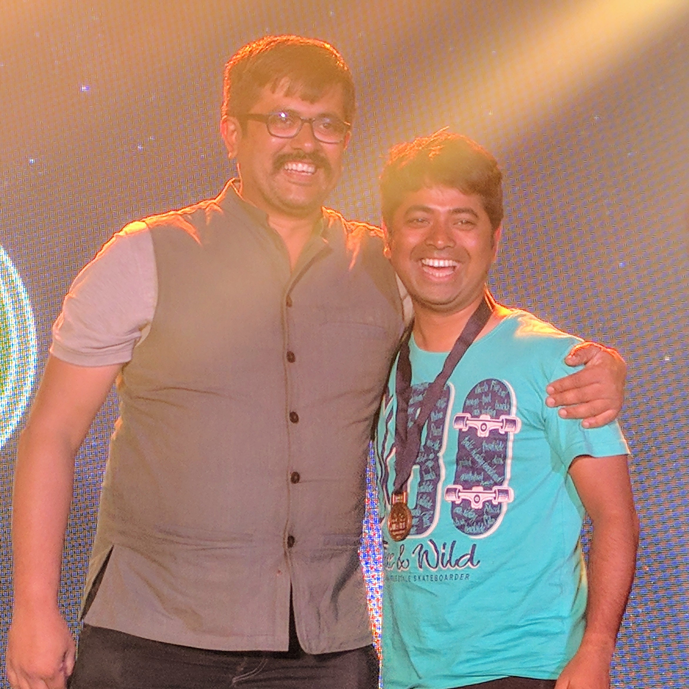 Me, receiving my participation medal from Deepak Majipatil.