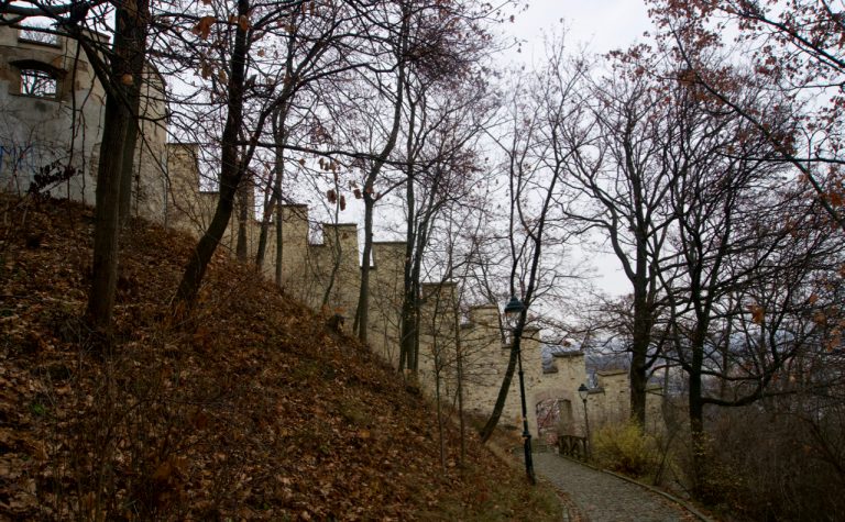 A wall called Hunger Wall split the hill into two. As I climbed up, occasionally switching sides through the archways, I couldn’t make out what purpose it served in the first place. It made no sense. Well, you can read all about that here, including the fact that hunger wall is a Czech euphemism for useless public works.