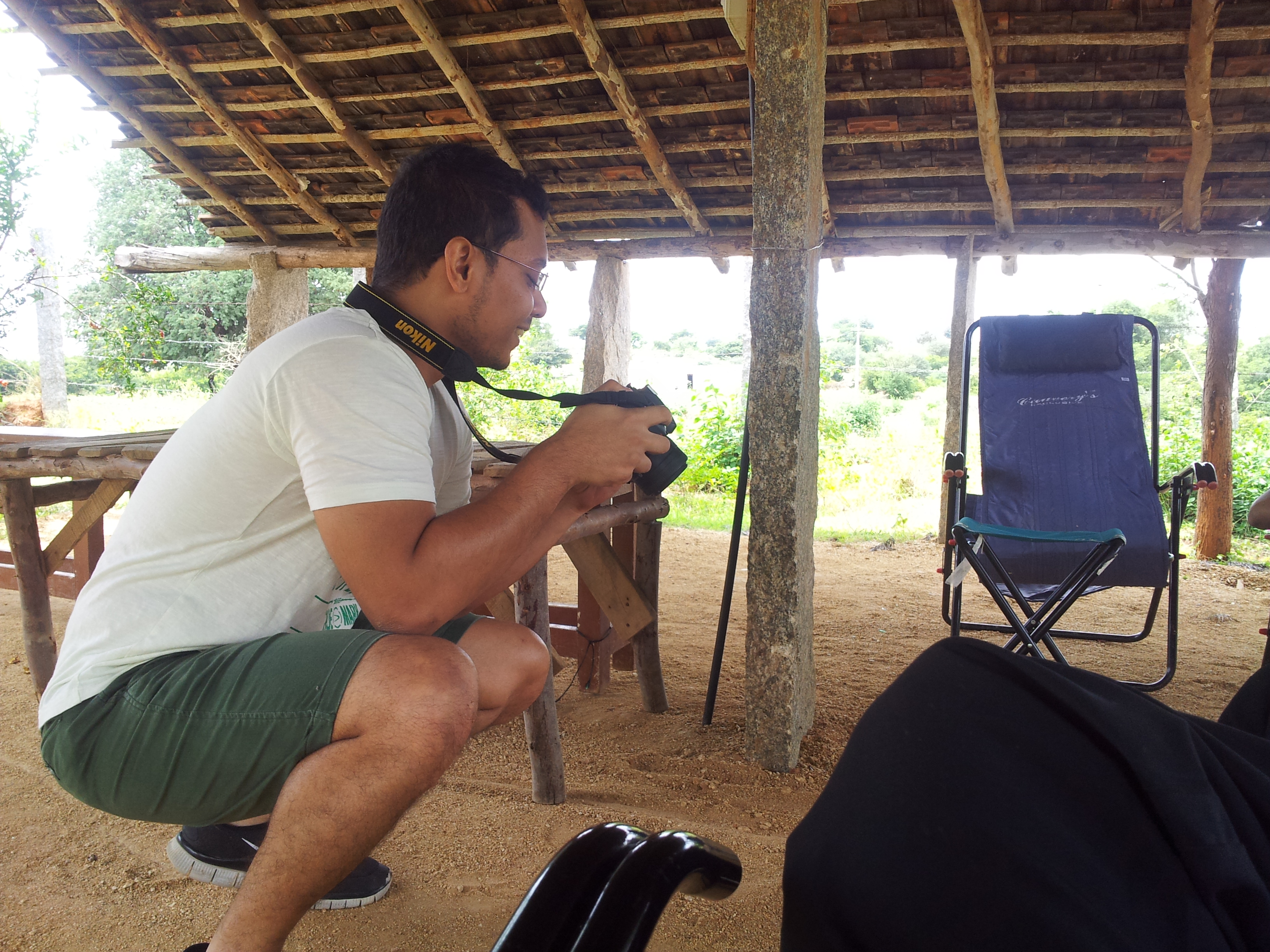 Nikon D5100 and Nikon AF-S Nikkor 50mm F/1.8G with Nandy