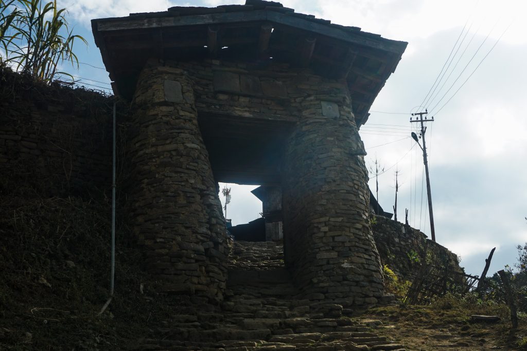 The northern gate of Thembong…